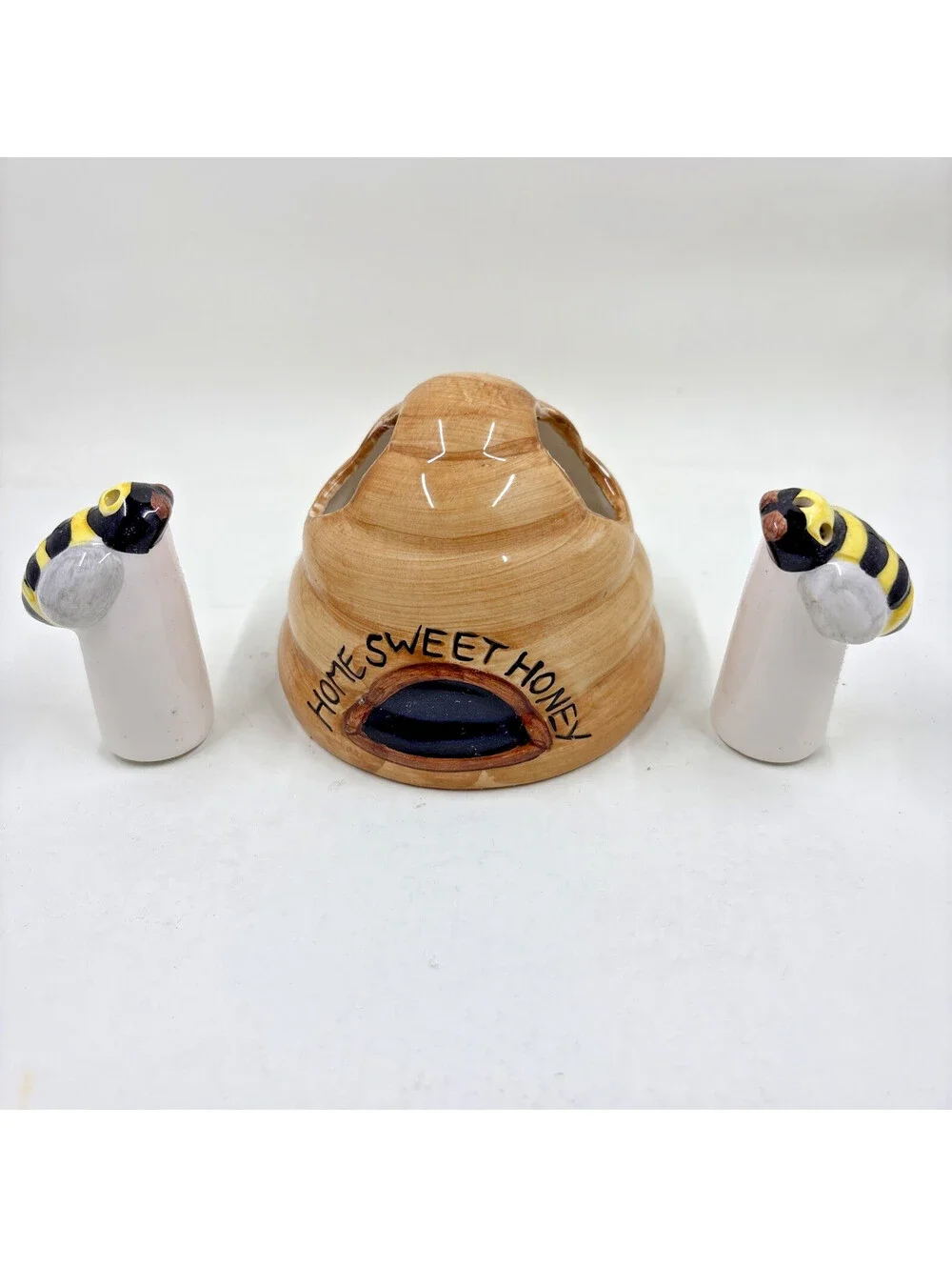 RARE Vintage Beehive Bees Hive Home Sweet Honey Pot Novelty Salt &Pepper Shakers